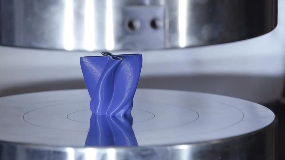 Autonomous Robot Creates Shock-Absorbing Shape Breaking Efficiency Record-thumbnail