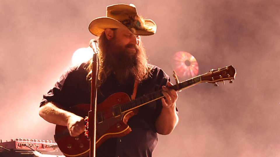 Chris Stapleton and wife perform duet for St. Jude's Radiothon-thumbnail