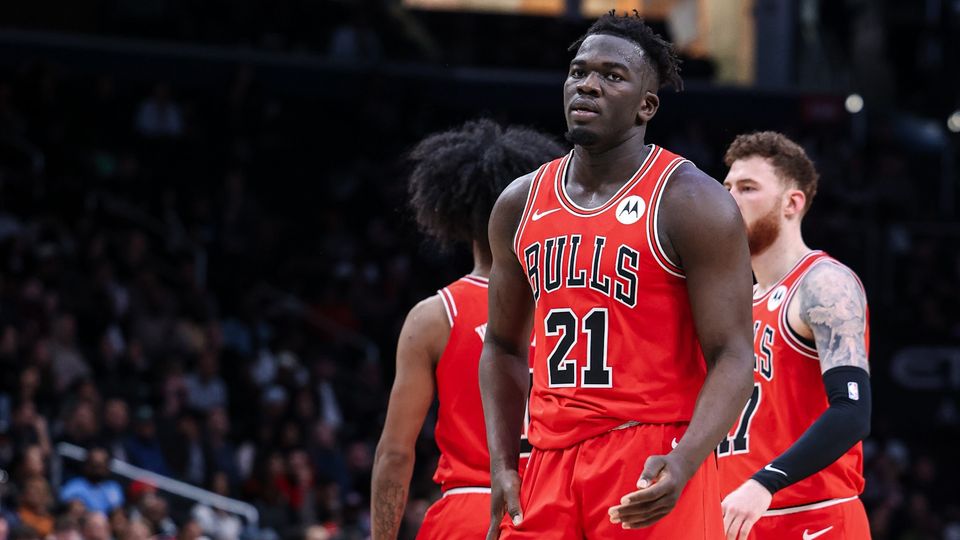 Adama Sanogo's 20-20 performance leads Bulls to victory over Wizards-thumbnail