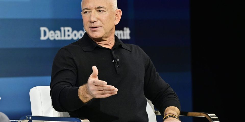 Jeff Bezos Sparks Speculation on Next James Bond Actor-thumbnail