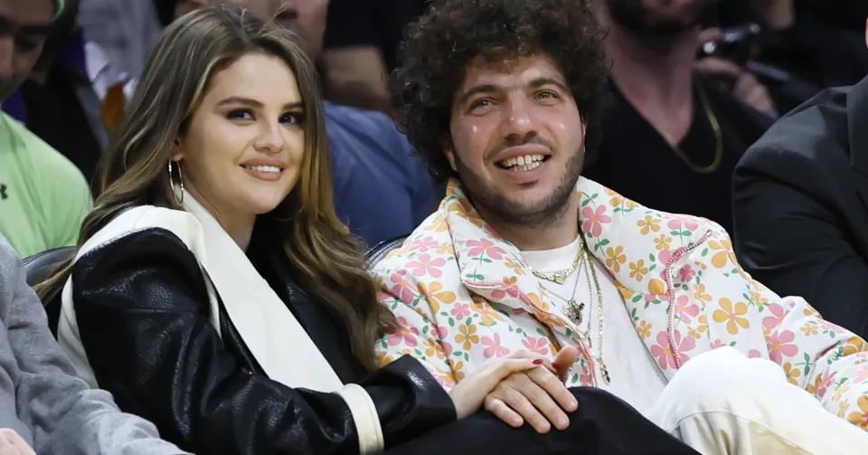 Selena Gomez Confirms Relationship with Benny Blanco-thumbnail