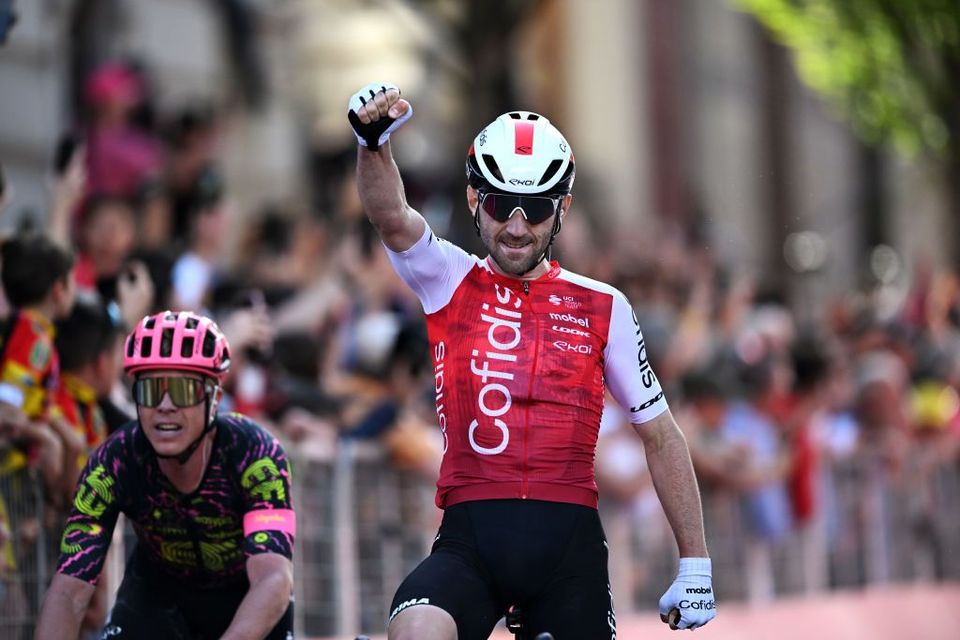 French rider Benjamin Thomas wins stage 5 at Giro d'Italia-thumbnail