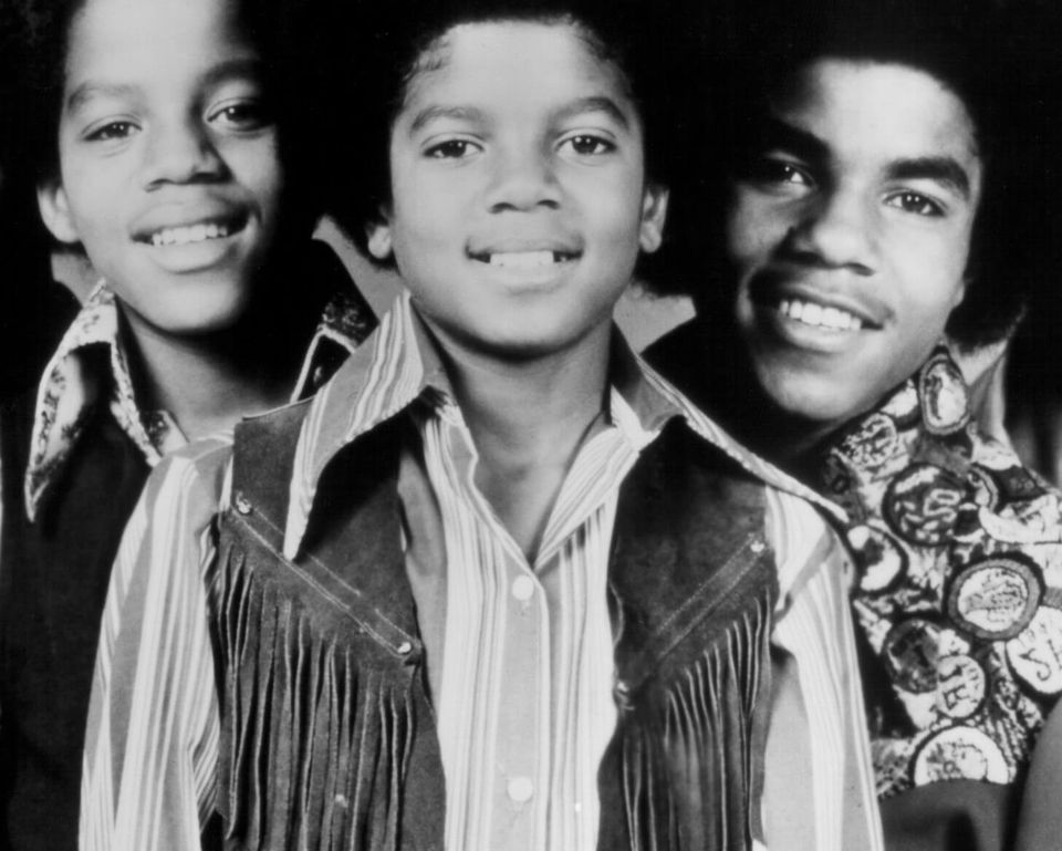 'Rolling Stone' Names Michael Jackson's 'I Want You Back' Best Boy Band Song Ever-thumbnail