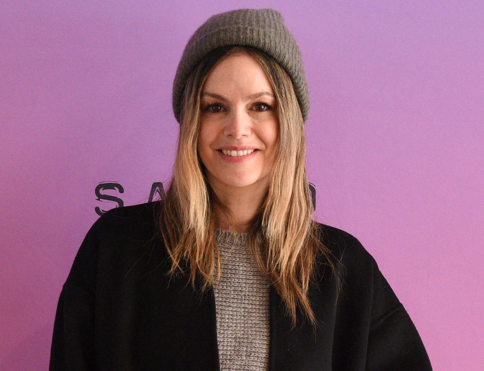 Rachel Bilson rocks Hoka sneakers and shares wellness regimen-thumbnail