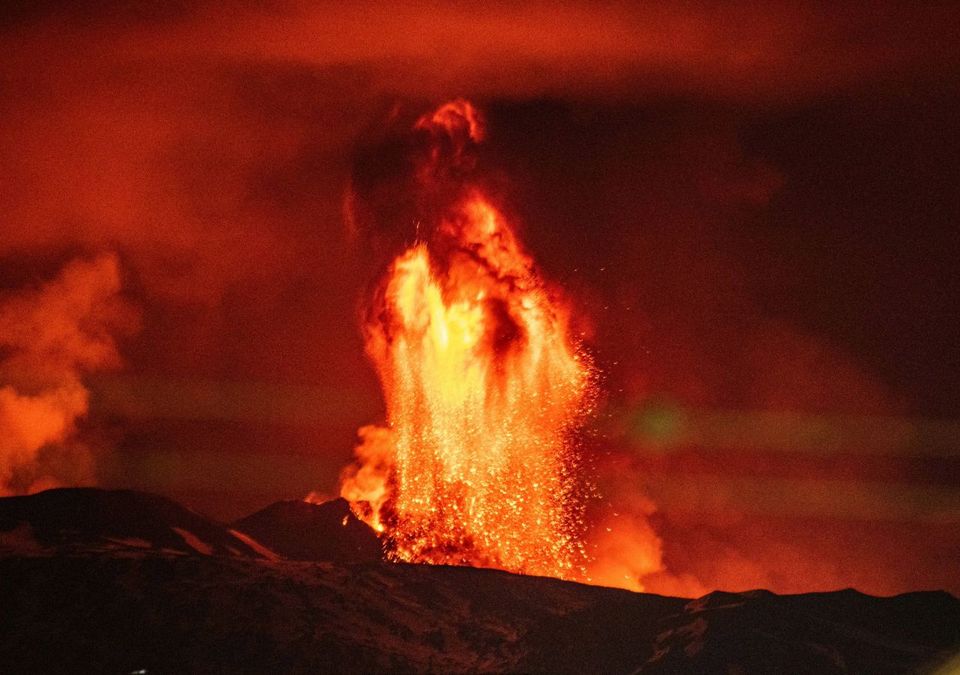 Digging deeper into Earth's surface could improve volcanic eruption predictions-thumbnail