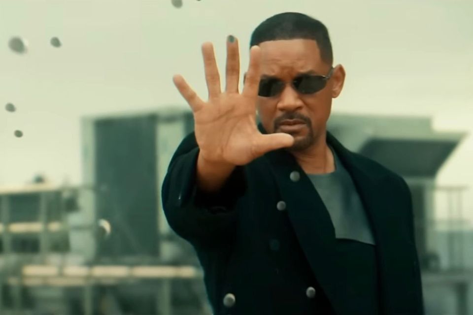 Will Smith's Matrix Music Video-thumbnail