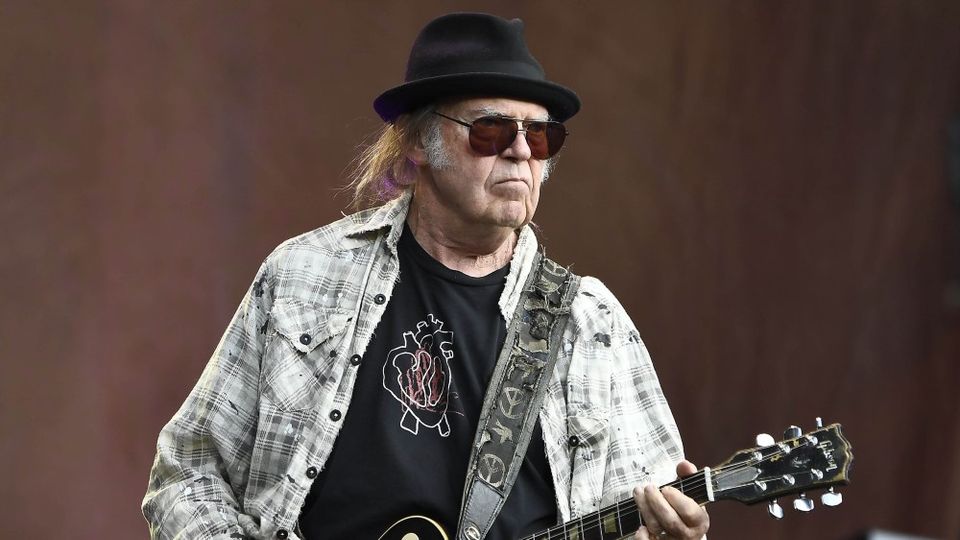 Neil Young Unveils 'Love Earth' Global Tour Schedule-thumbnail