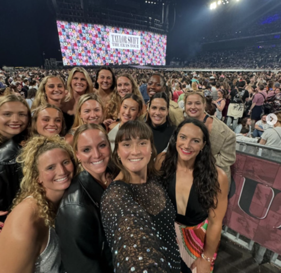 US Women's Water Polo Team Surprised with Taylor Swift Concert Tickets in Paris-thumbnail