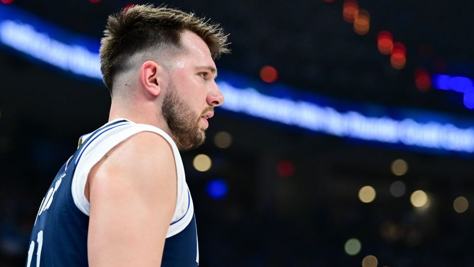 Luka Doncic vows to improve after Mavericks' loss to Thunder-thumbnail