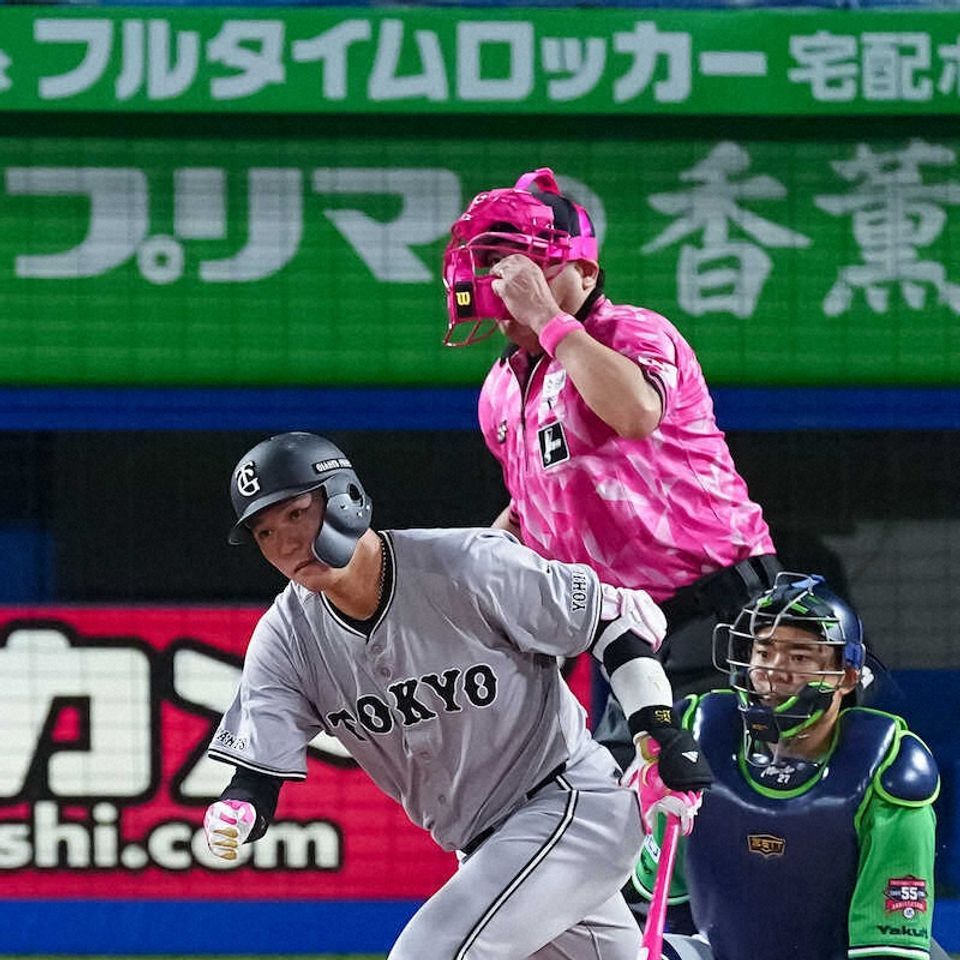 Giants' Sakamoto ties with NPB legend Kawakami in career hits-thumbnail