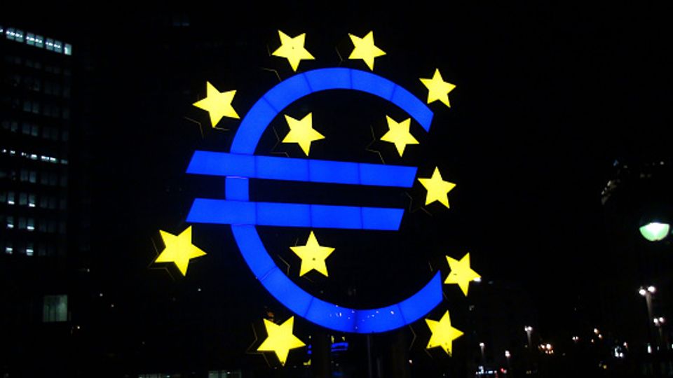 ECB Hints at Interest Rate Cut Coming Soon-thumbnail