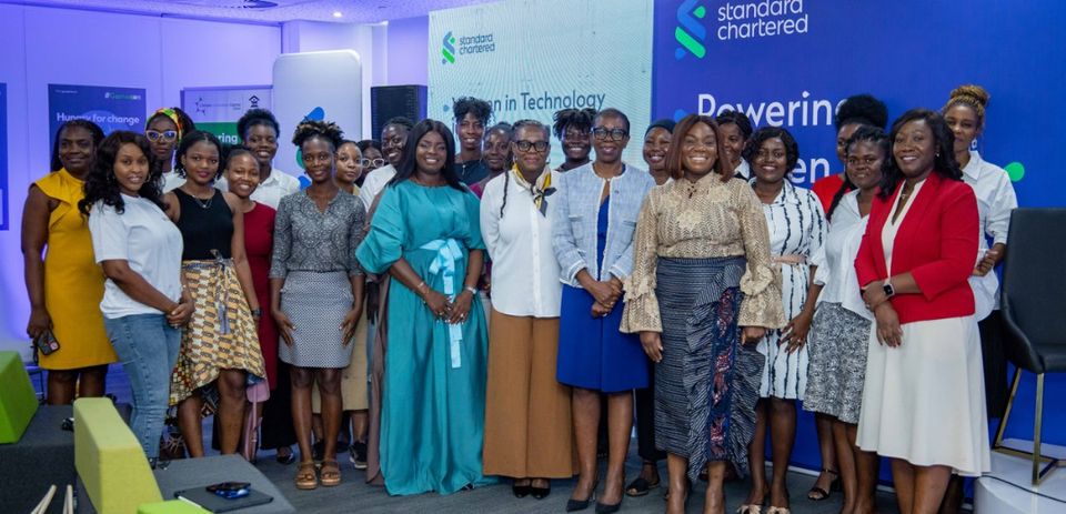 Standard Chartered inducts 20 female start-ups into Women in Tech incubator programme-thumbnail