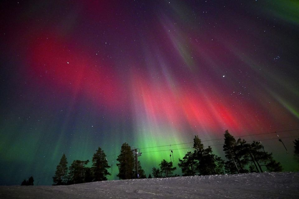 Aurora Light-Up Skies Around The World As Northern Lights Surge-thumbnail