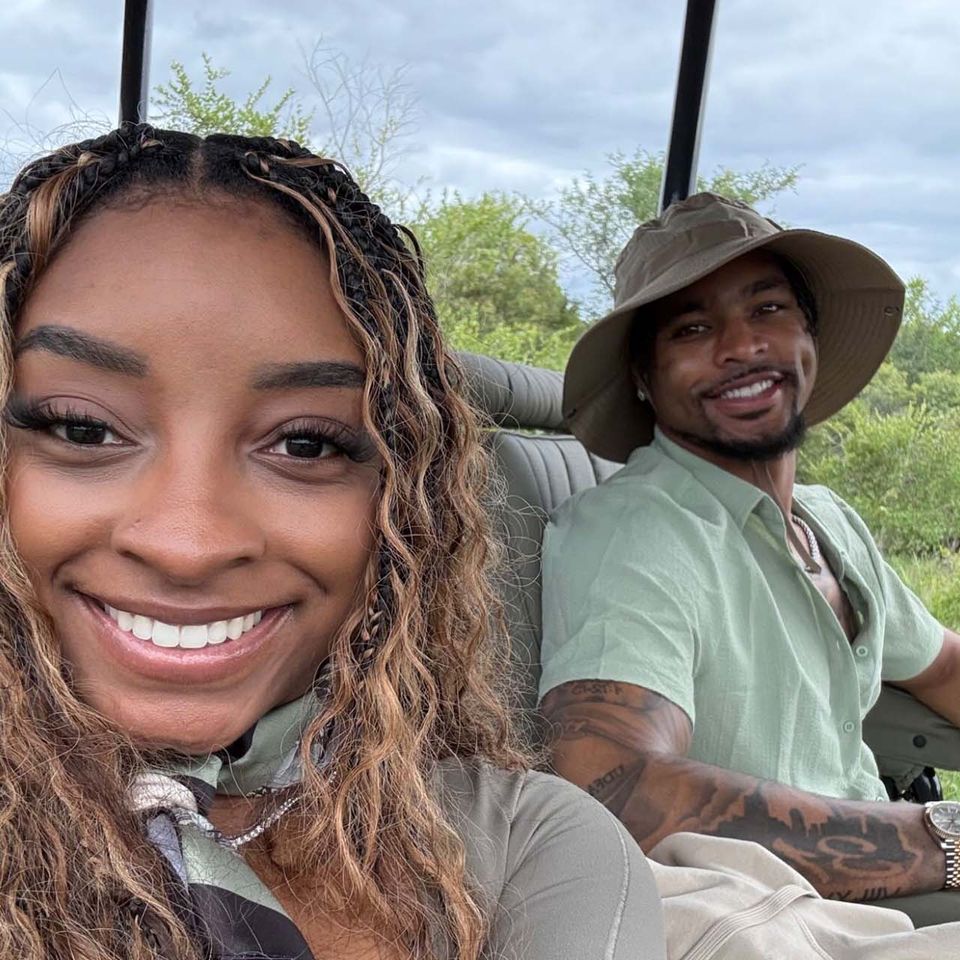 Simone Biles and Husband Encounter Lion on South Africa Honeymoon Safari-thumbnail