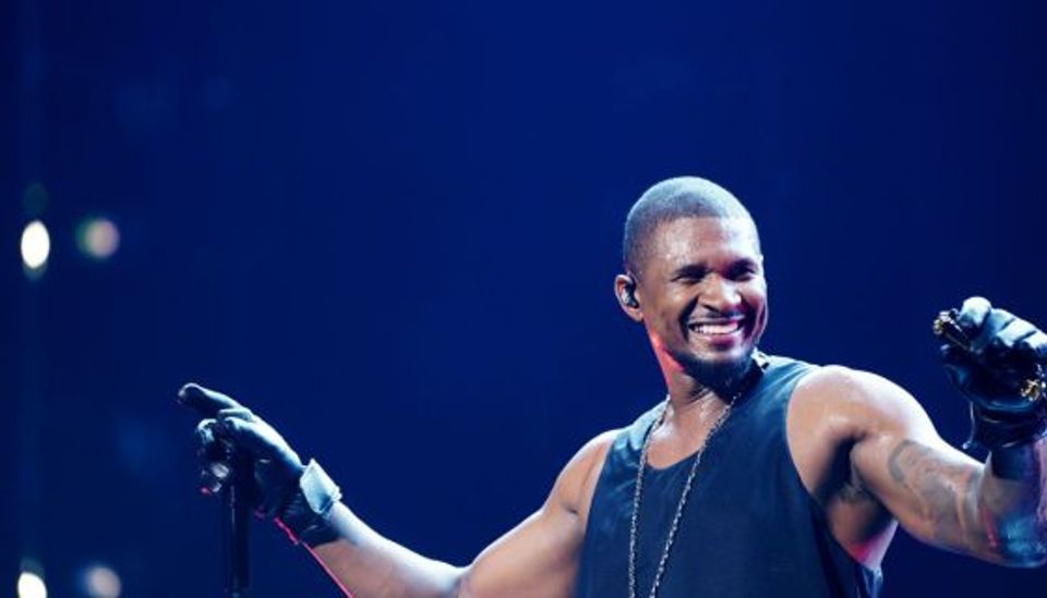 Usher's Paris residency concert to hit AMC theaters-thumbnail