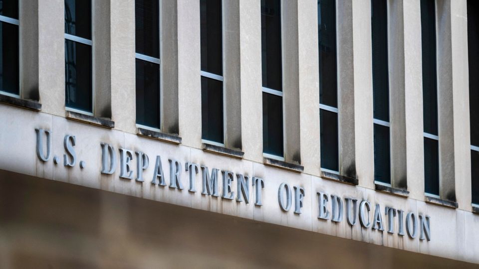 Trump Administration Halts $1 Billion School Mental Health Funding-thumbnail