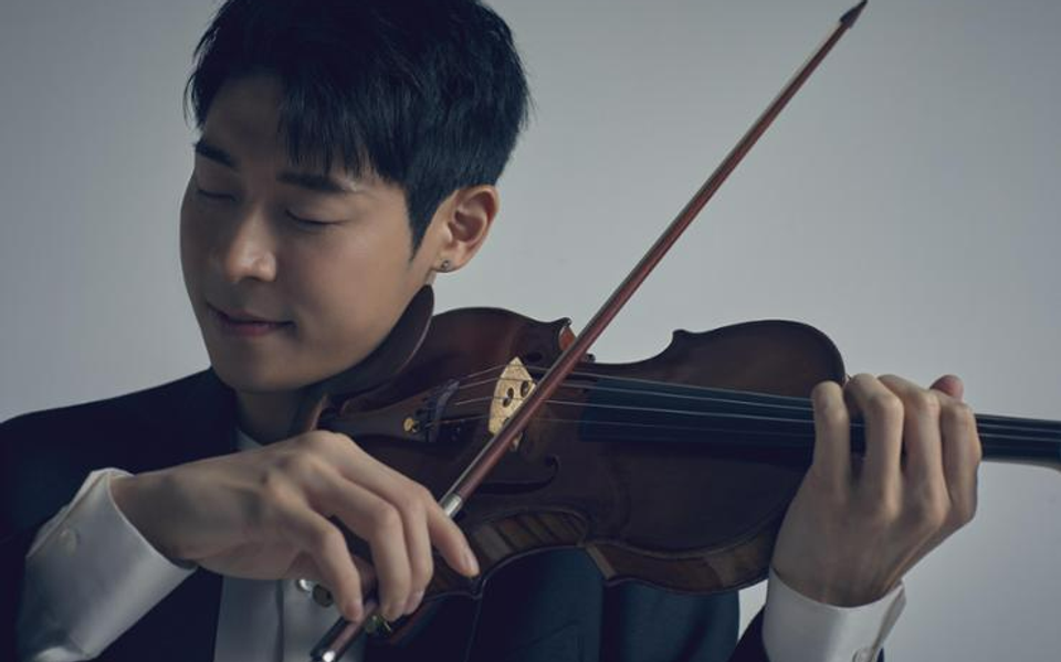 Violinist Danny Koo breaks classical music stereotypes-thumbnail