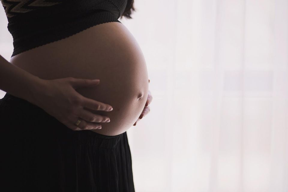 Immigrant moms face challenges in seeking pregnancy care-thumbnail