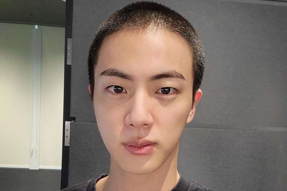 BTS Jin's daily Instagram posts spark speculation of solo album release-thumbnail