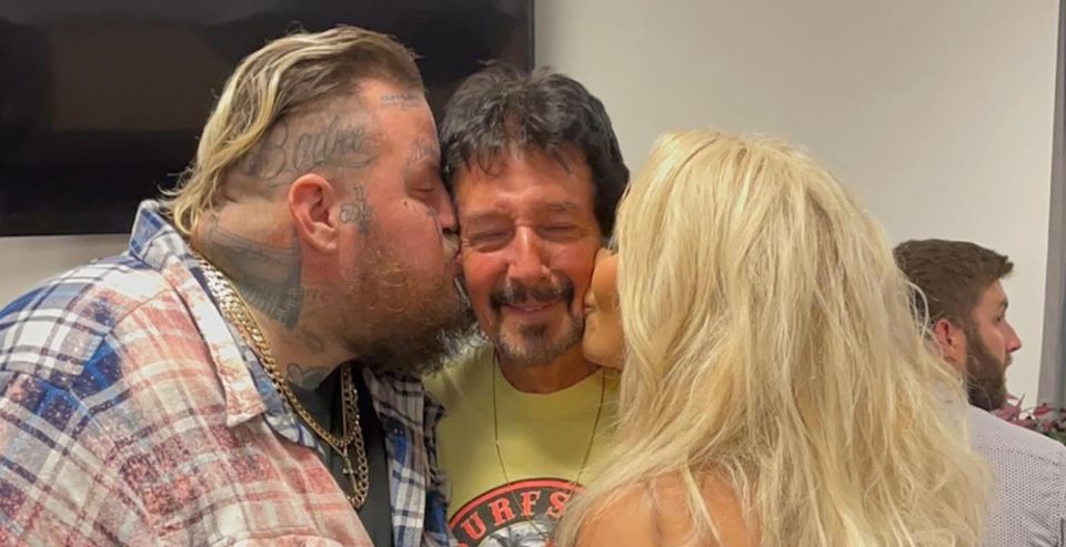 Jelly Roll's Wife Bunnie Xo Pays Tribute to Late Father-thumbnail