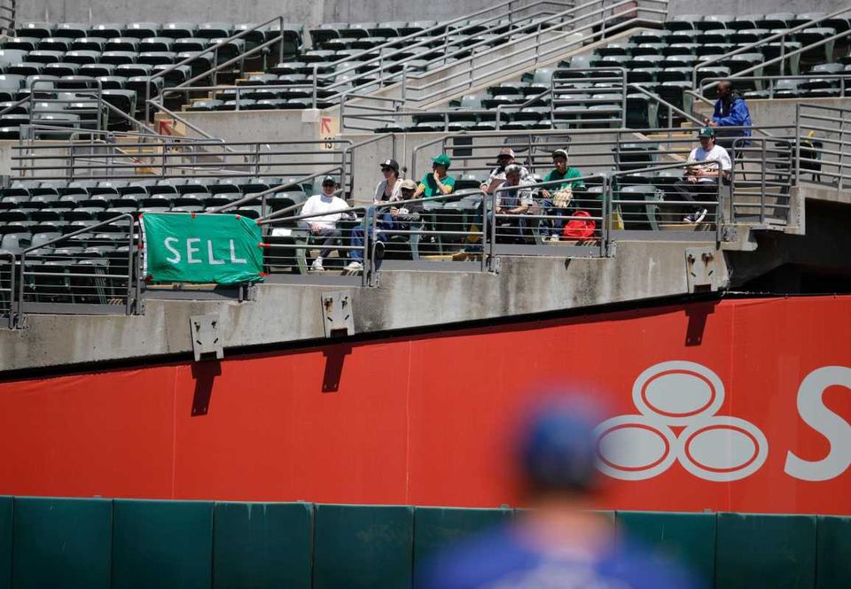 Oakland A's attendance problem: More than 550 sports teams draw more fans-thumbnail