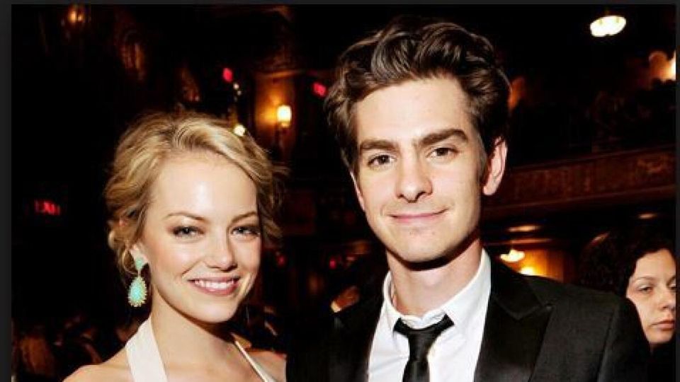 Emma Stone and Andrew Garfield to Wed in Rome This Summer-thumbnail